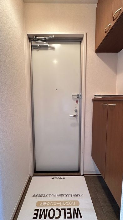 セゾン平出の玄関写真