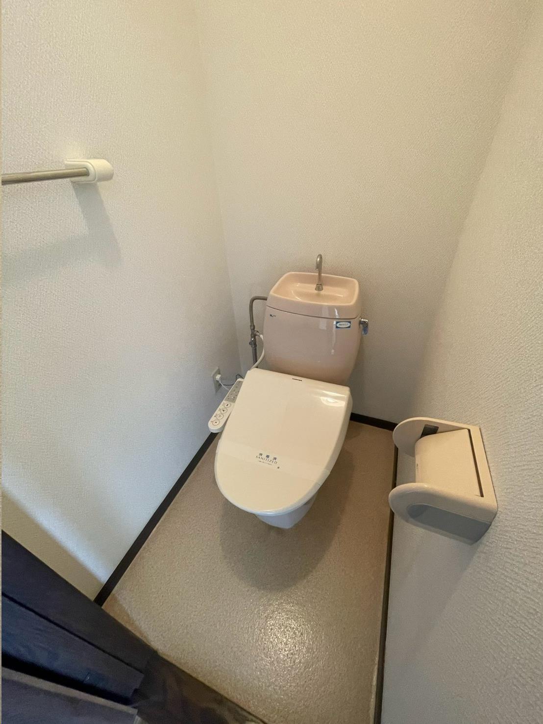 コンフレールサエキIIのトイレ写真