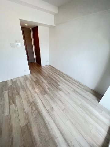 その他部屋・スペース　開放的な寝室です