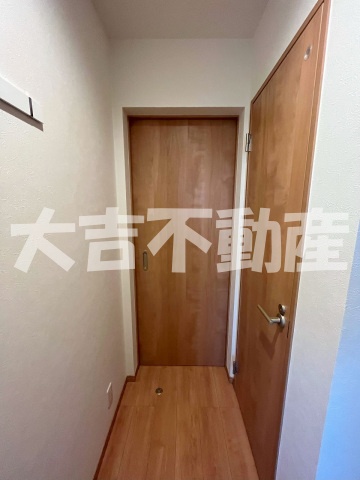 REGALEST LB 下伊福の内装写真