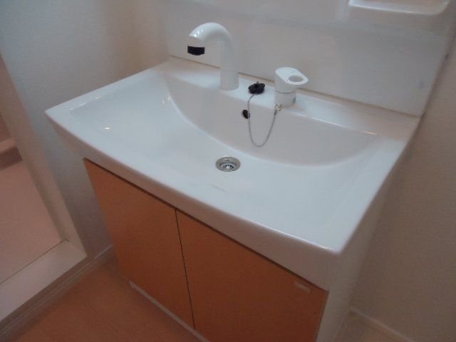 洗面設備　※別のお部屋の写真です