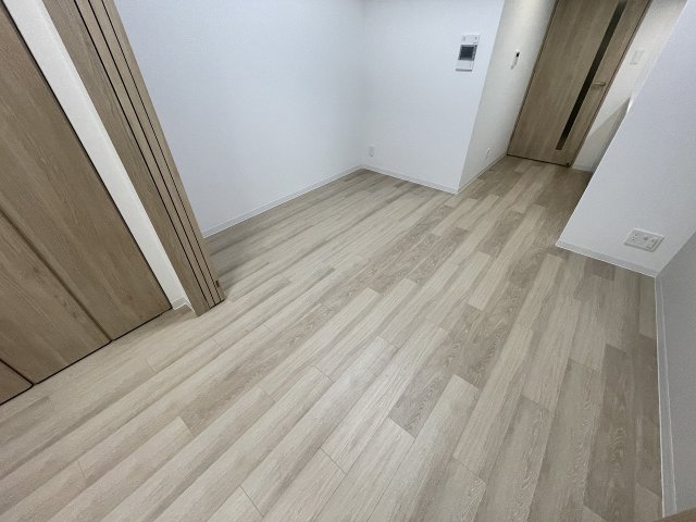 その他部屋・スペース　広くて明るい寝室
