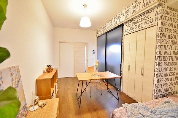 その他部屋・スペース　★洋室8.2帖★