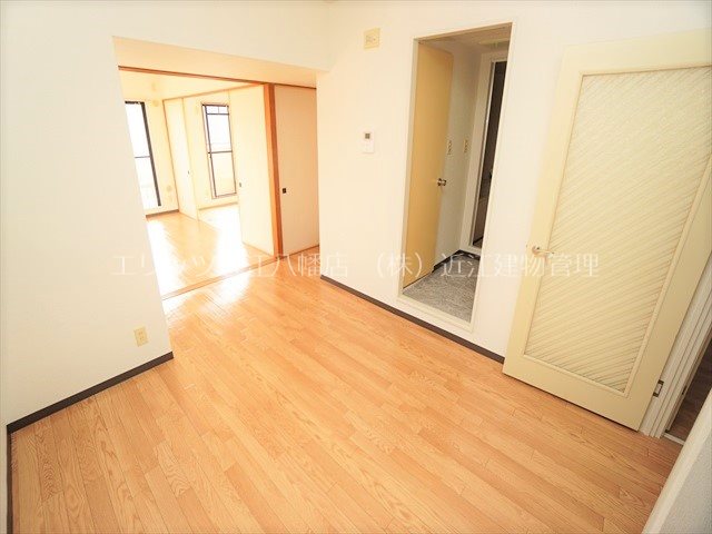 シャルマンクレールの居間写真