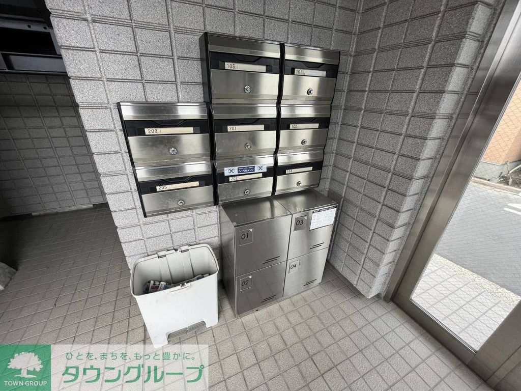 アゼリアハウスの外観写真