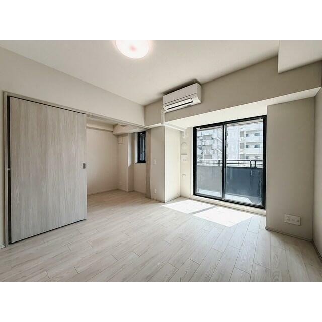 ブルックサイドレジデンス木場 部屋番号:1103の居間写真