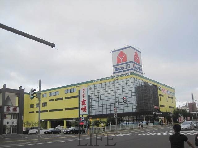 ホームセンター　ヤマダ電機テックランド札幌月寒店（ホームセンター）まで376m