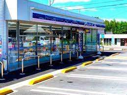 コンビニ　ローソン甲南野尻店（コンビニ）まで724m