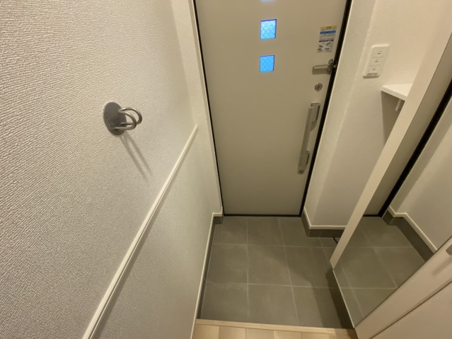 玄関　同型タイプ