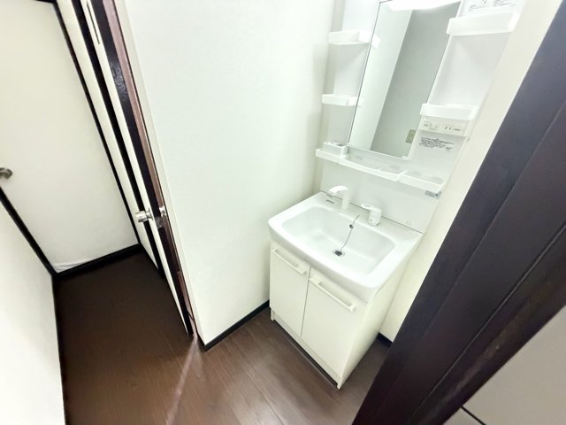 南海本線 石津川駅 徒歩10分 2階建 築49年の内装写真