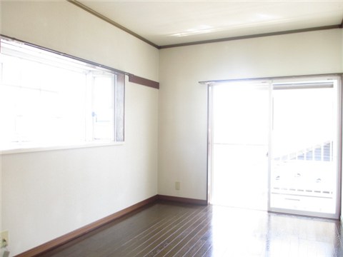 スカイハイツの居間写真