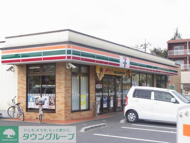 コンビニ　セブンイレブン（コンビニ）まで240m