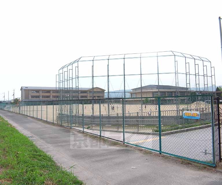小学校　川西小学校（小学校）まで693m
