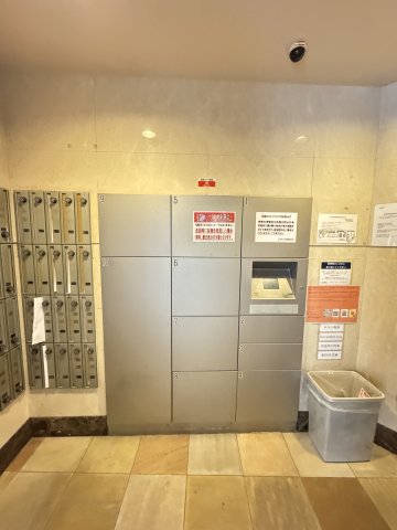 SWISS難波西の外観写真