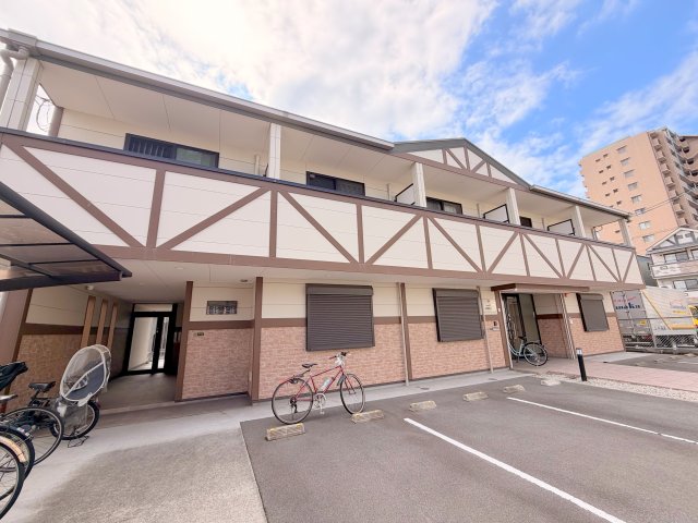 建物外観　綺麗な外観の素敵なお部屋があなたを待っています。