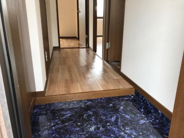 玄関　玄関