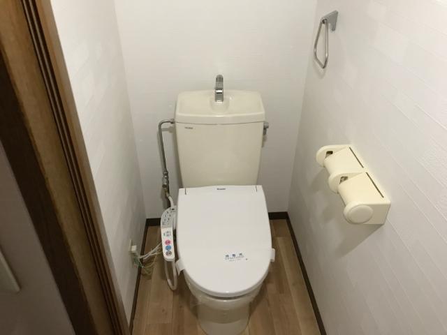 トイレ　シャワー付トイレ