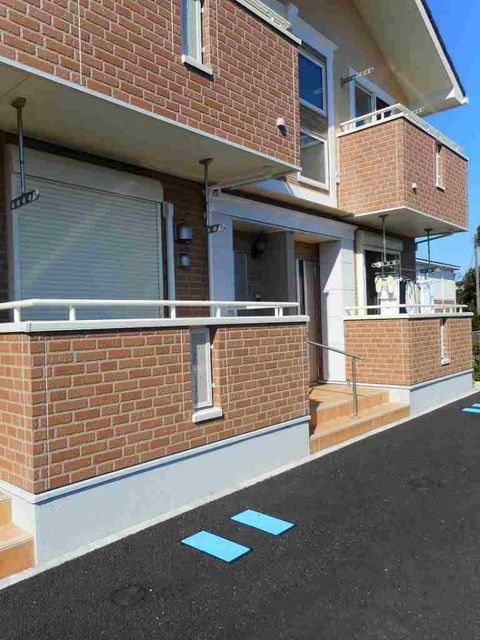 ＪＲ中央線 高尾駅 バス乗車時間：13分 最寄りバス停で下車 徒歩3分 2階建 築10年の外観写真
