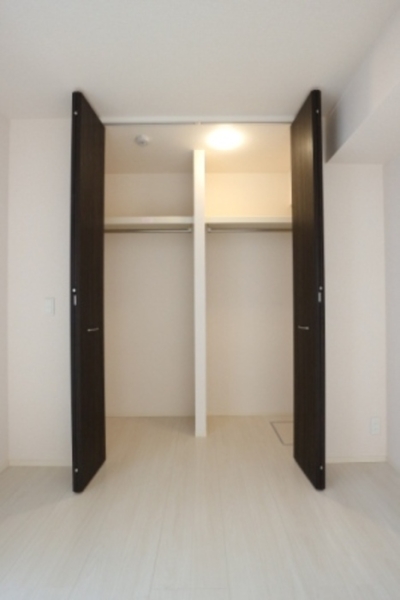 収納　同建物別部屋写真