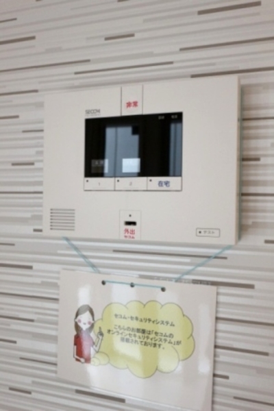 セキュリティ　同建物別部屋写真