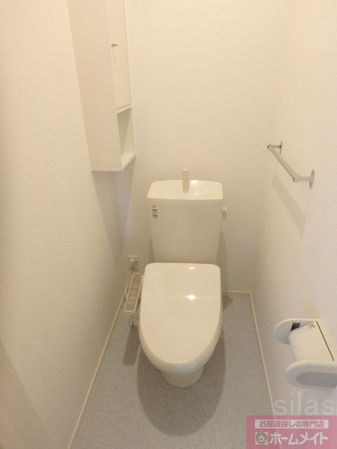 ＪＲ関西本線 柏原駅 徒歩23分 3階建 築10年のトイレ写真