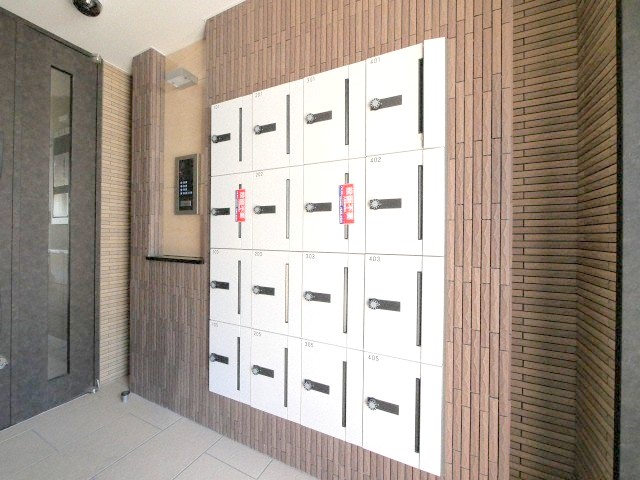 その他共有部分　不在でも荷物を受け取れる宅配ＢＯＸあります♪