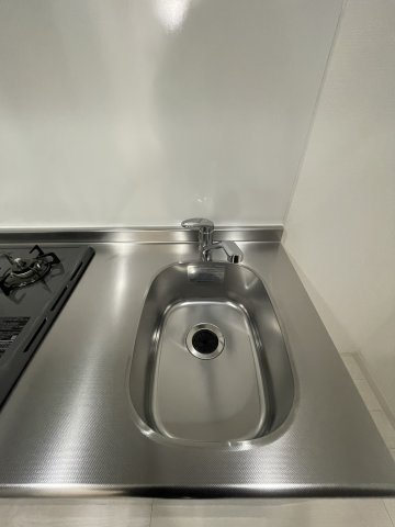 キッチン　イメージとして同マンション他部屋を表示しています