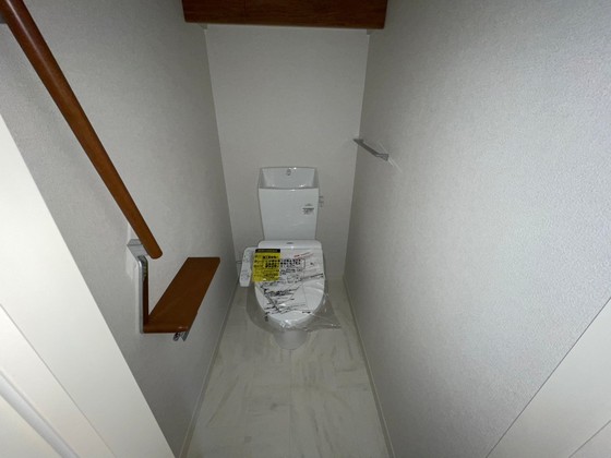 トイレ　※別部屋の写真です