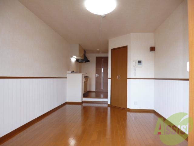 グランドオークKOBE北野の居間写真