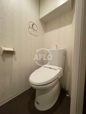 トイレ　グランプラス谷町　温水暖房便座