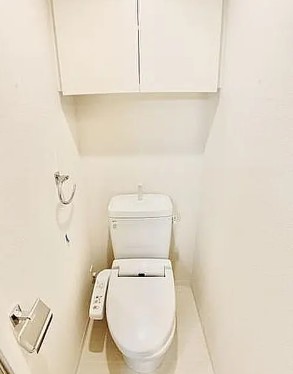 都営三田線 白山駅 徒歩4分 10階建 築21年のトイレ写真
