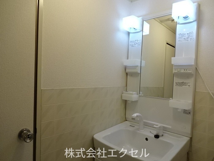 ＪＲ青梅線 羽村駅 徒歩22分 3階建 築39年の内装写真