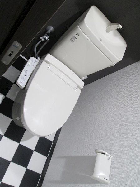 地下鉄鶴舞線 鶴舞駅 徒歩9分 5階建 築10年のトイレ写真