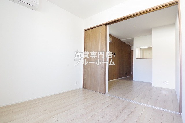その他部屋・スペース　4帖の広い洋室です！