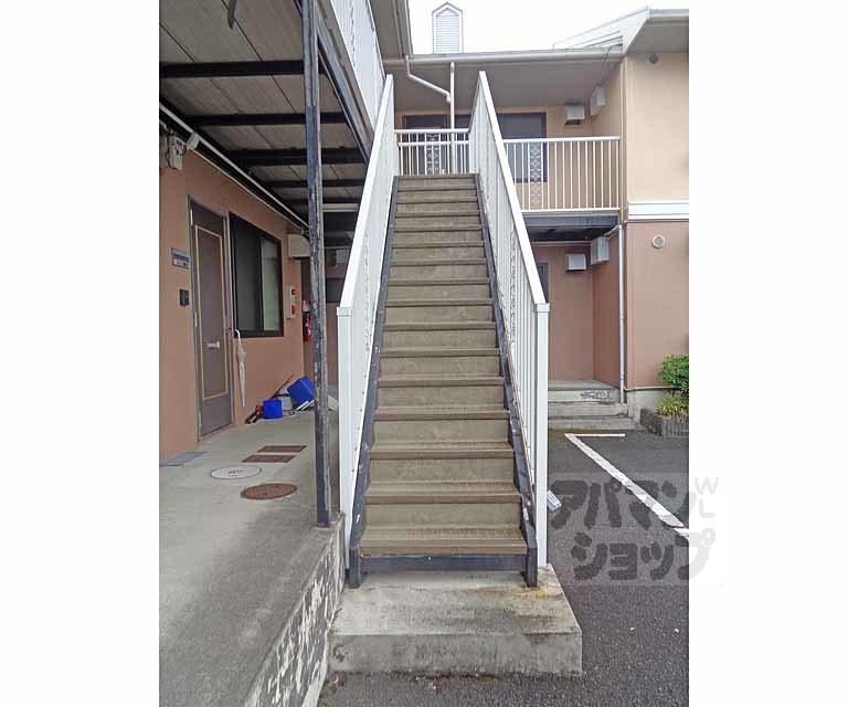 セジュール伊勢田の外観写真