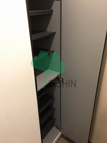 玄関　下駄箱もしっかりついてます！