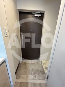 フォーリアライズ城東ファインの玄関写真