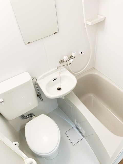 バス・シャワールーム　同仕様参考写真