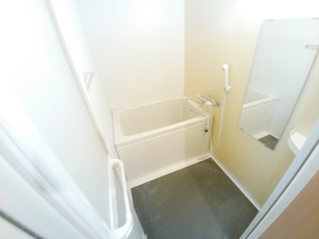 バス・シャワールーム　浴室