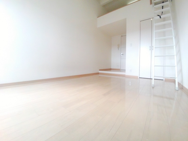 その他部屋・スペース　ゆったりとした洋室