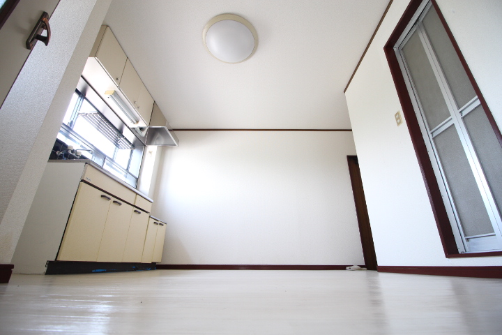 居室・リビング　7.5帖のDKスペースです★