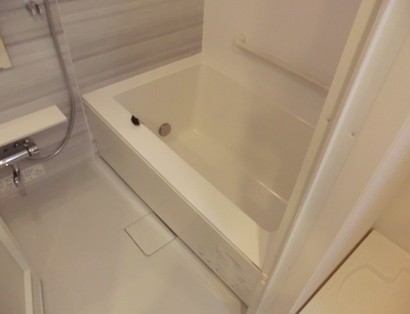 バス・シャワールーム　※別部屋参考写真