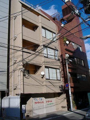 コージィ天満の建物外観