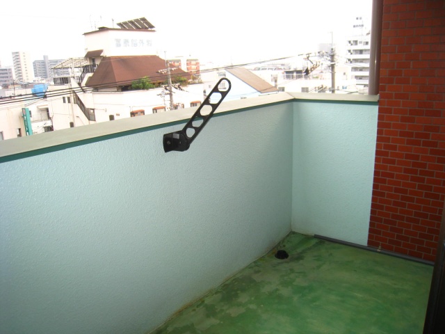 バルコニー　同物件別部屋