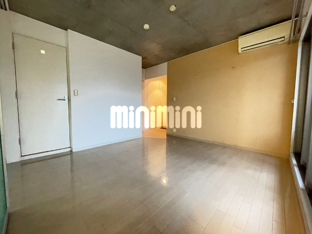 その他部屋・スペース　白いキッチンでこだわりを感じます