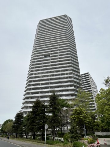 横浜市神奈川区橋本町のマンションの建物外観