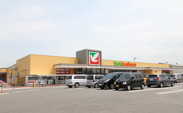 スーパー　ヨークベニマル新笹谷店（スーパー）まで483m