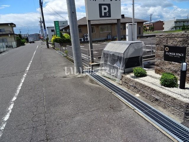 【津市河芸町東千里のアパートのその他設備】