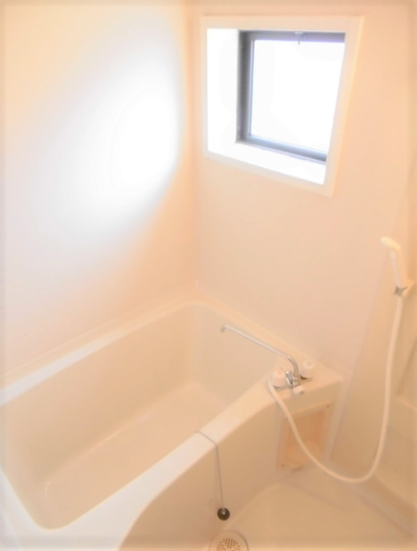 バス・シャワールーム　ゆったり過ごせるお風呂です