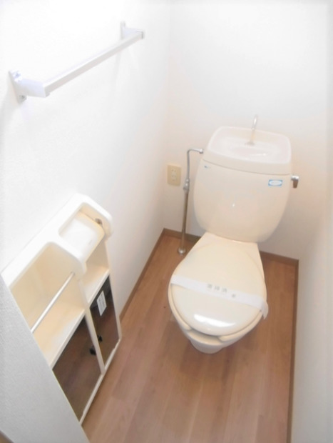 トイレ　コンパクトで使いやすいトイレです